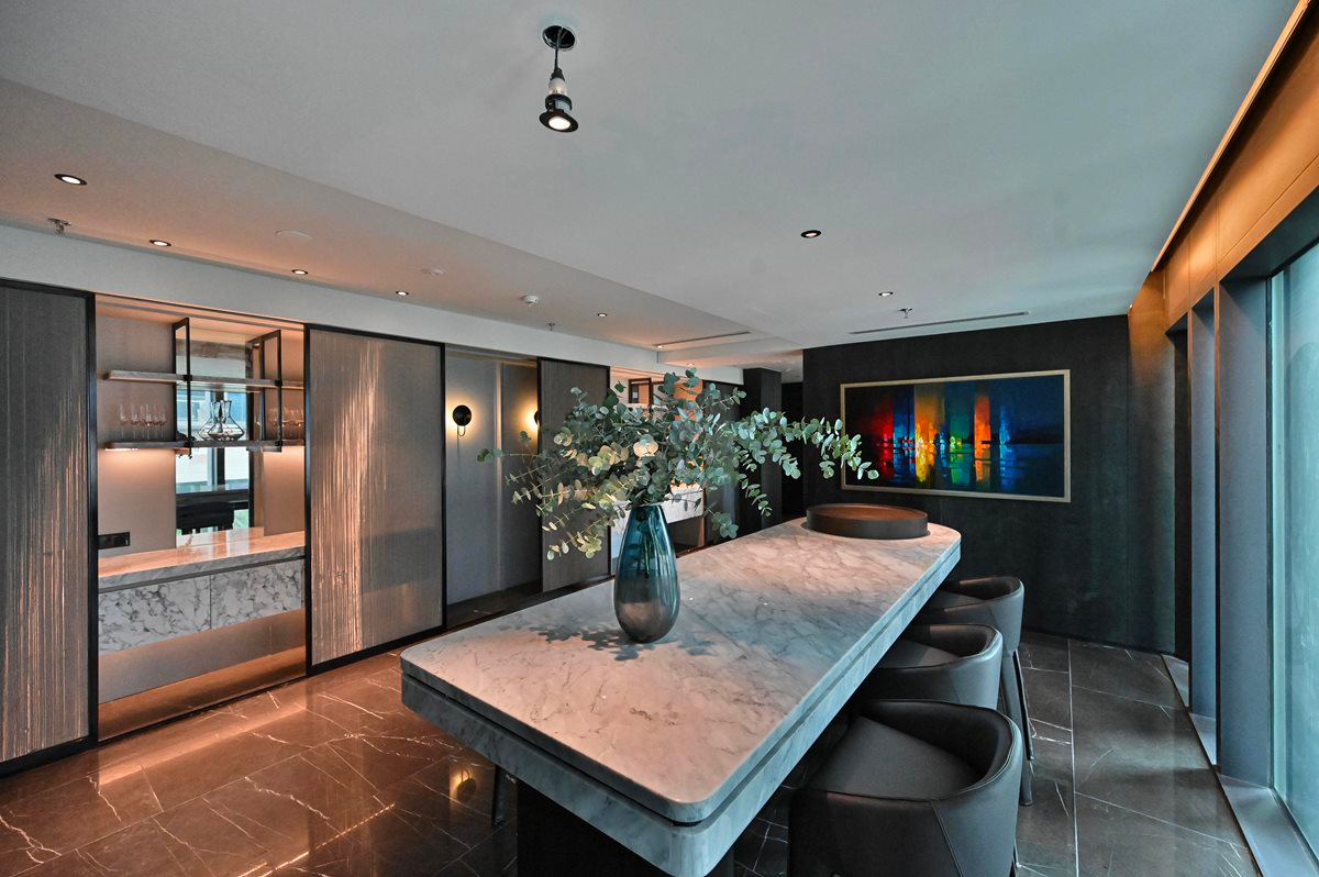 The apartment's kitchen is 100% made in Italy and installed in Vietnam by Italian Fit Out experts - specializing in interior design for luxury projects in Europe.