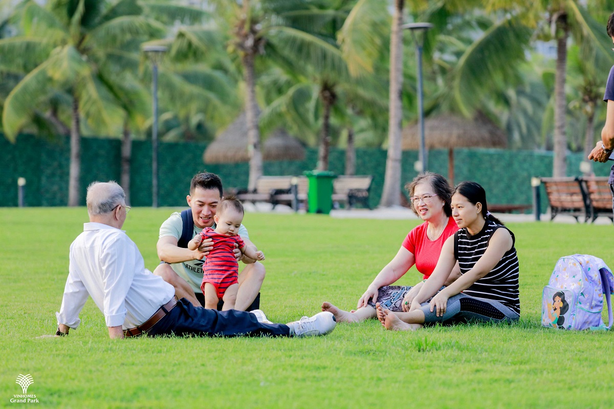 The "exclusive" glue that binds the community together in the most livable metropolis in Saigon