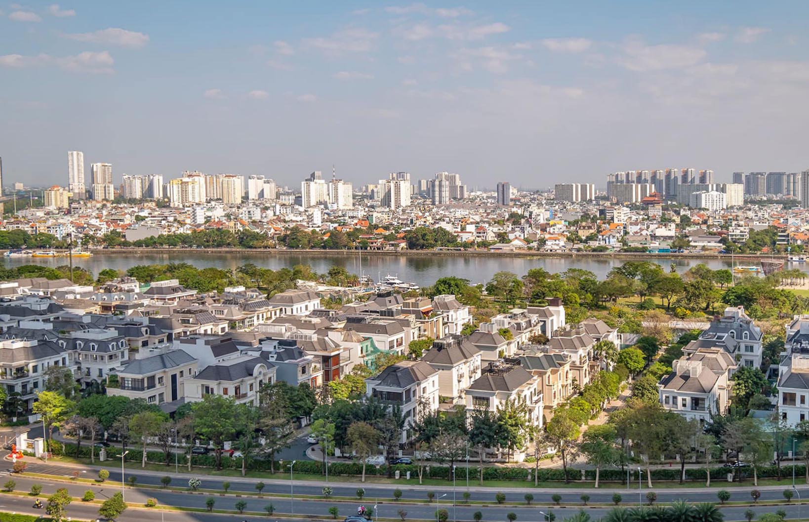 Biệt thự vinhomes central park